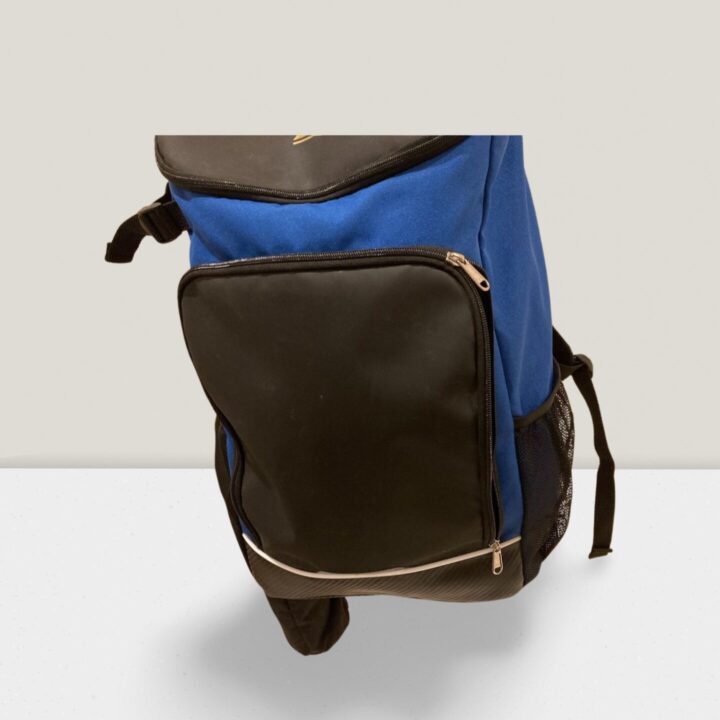 野球リュック 外側ポケット